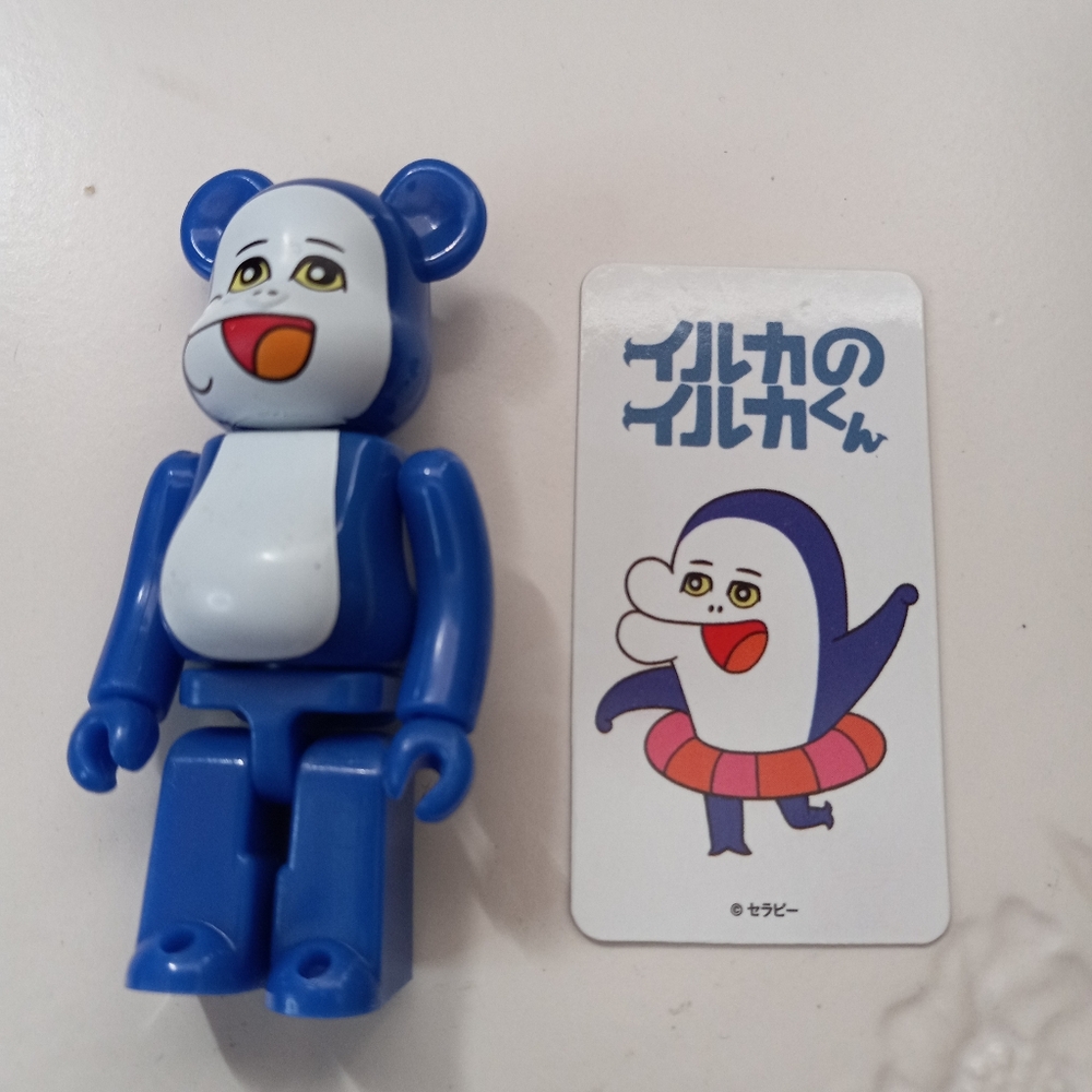 Medicom Toy Bearbrick Series 35 Artist Dolphin Kun 100% Figure